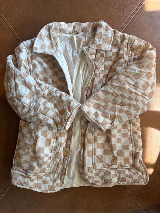 Rylee + Cru Other - Rylee + Cru Cream and Beige Checker Quilted Jacket sz 4 5